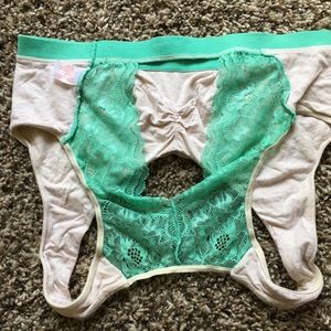 Cute green sports style bralette with lace